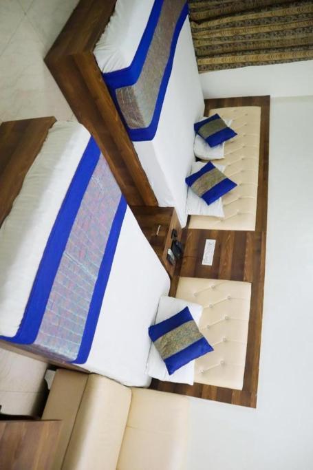 Hotel India International New Delhi Bagian luar foto